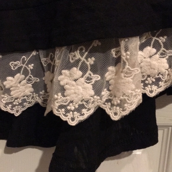 Worn Once Umgee M Black Ivory Crochet-Lace Top - Picture 3 of 5